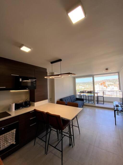Hermoso Departamento 2 +2 Banos, Nuevo, Ubicacion Perfecta Vina del Mar